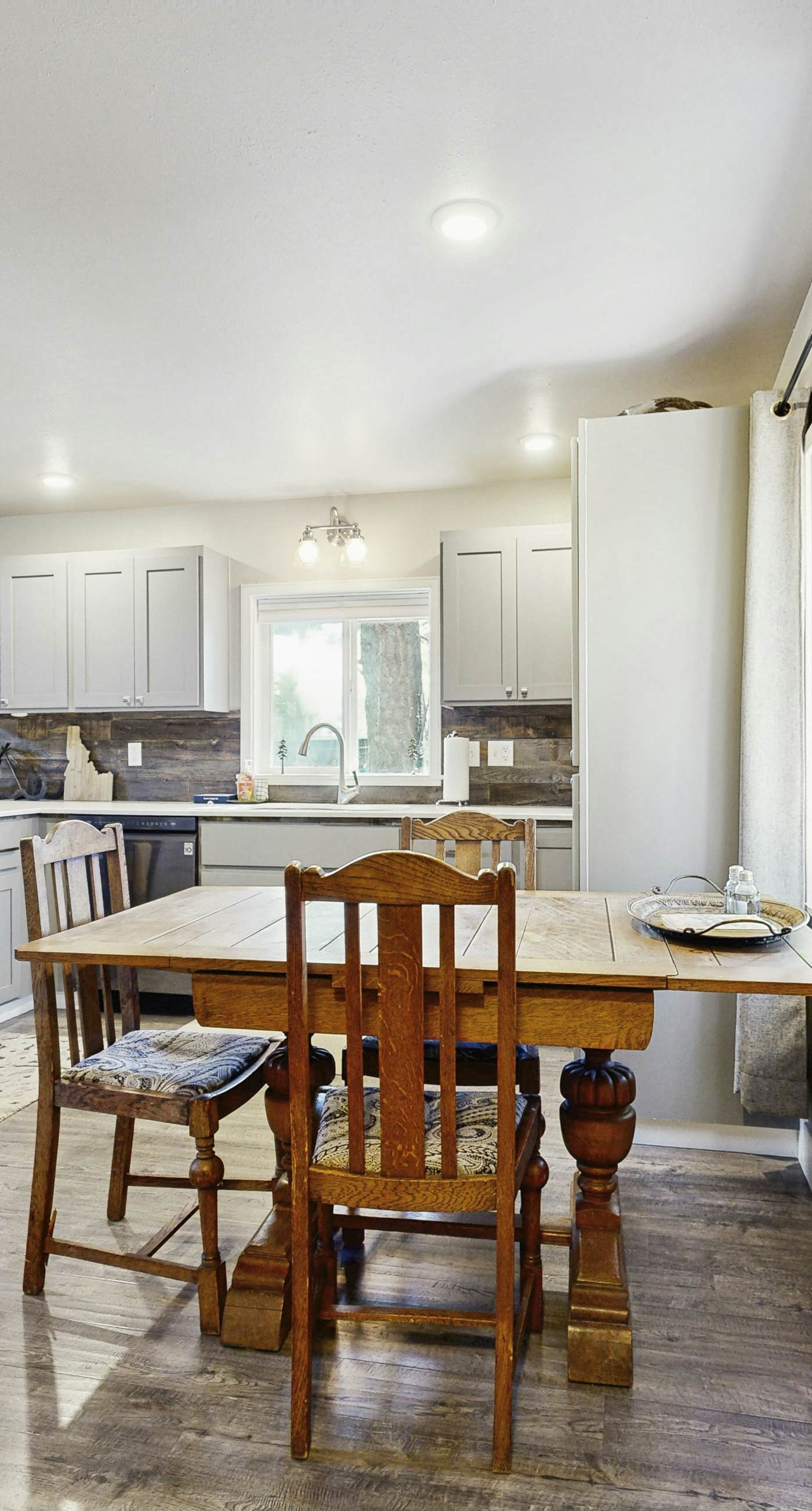 Cozy Lofted Cottage | 1.5 Miles to Downtown