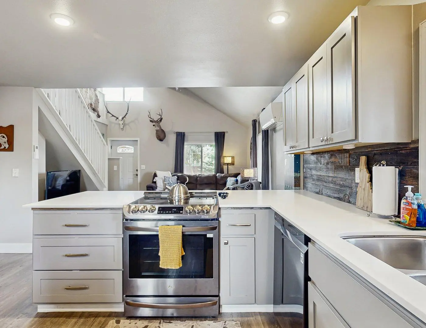 Cozy McCall Cottage | Fire Pit & Near Downtown