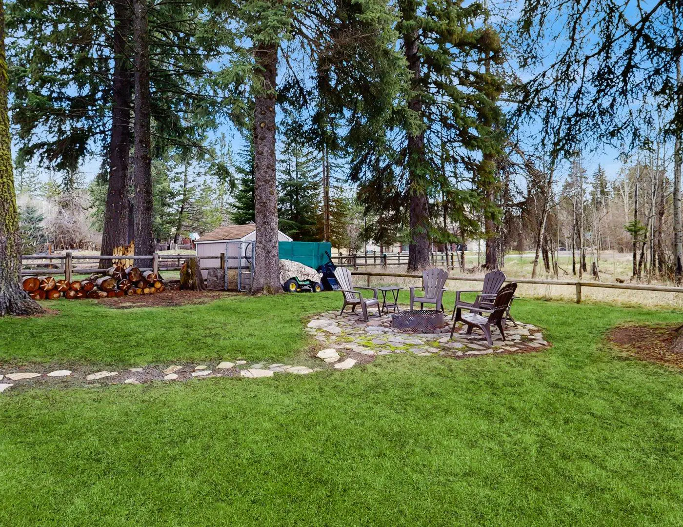 Cozy McCall Cottage | Fire Pit & Near Downtown