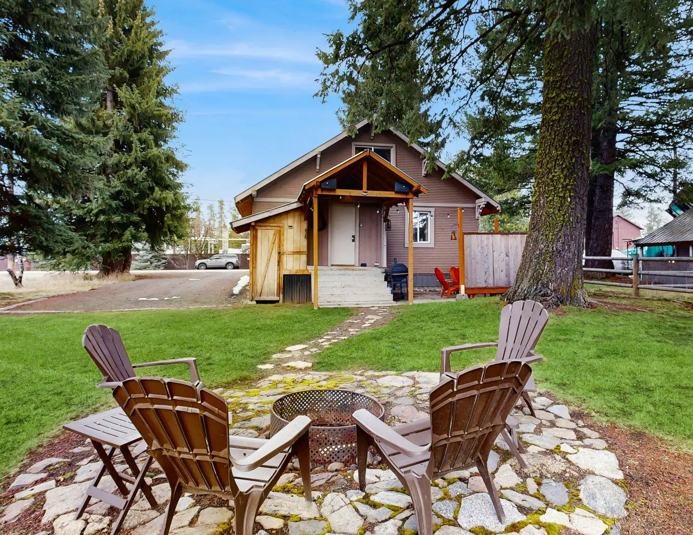 Cozy McCall Cottage | Fire Pit & Near Downtown