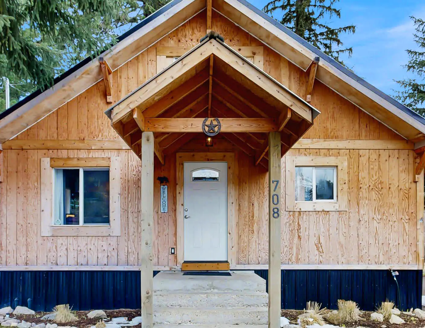 Cozy McCall Cottage | Fire Pit & Near Downtown