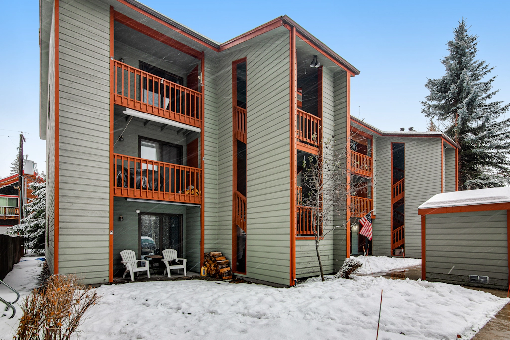 Downtown McCall Condo with Balcony & Views