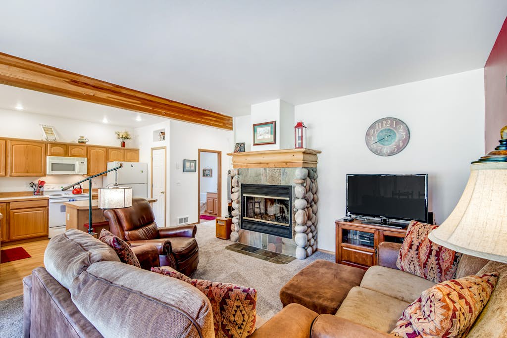 McCall Golf Retreat | Hot Tub & Fairway Views