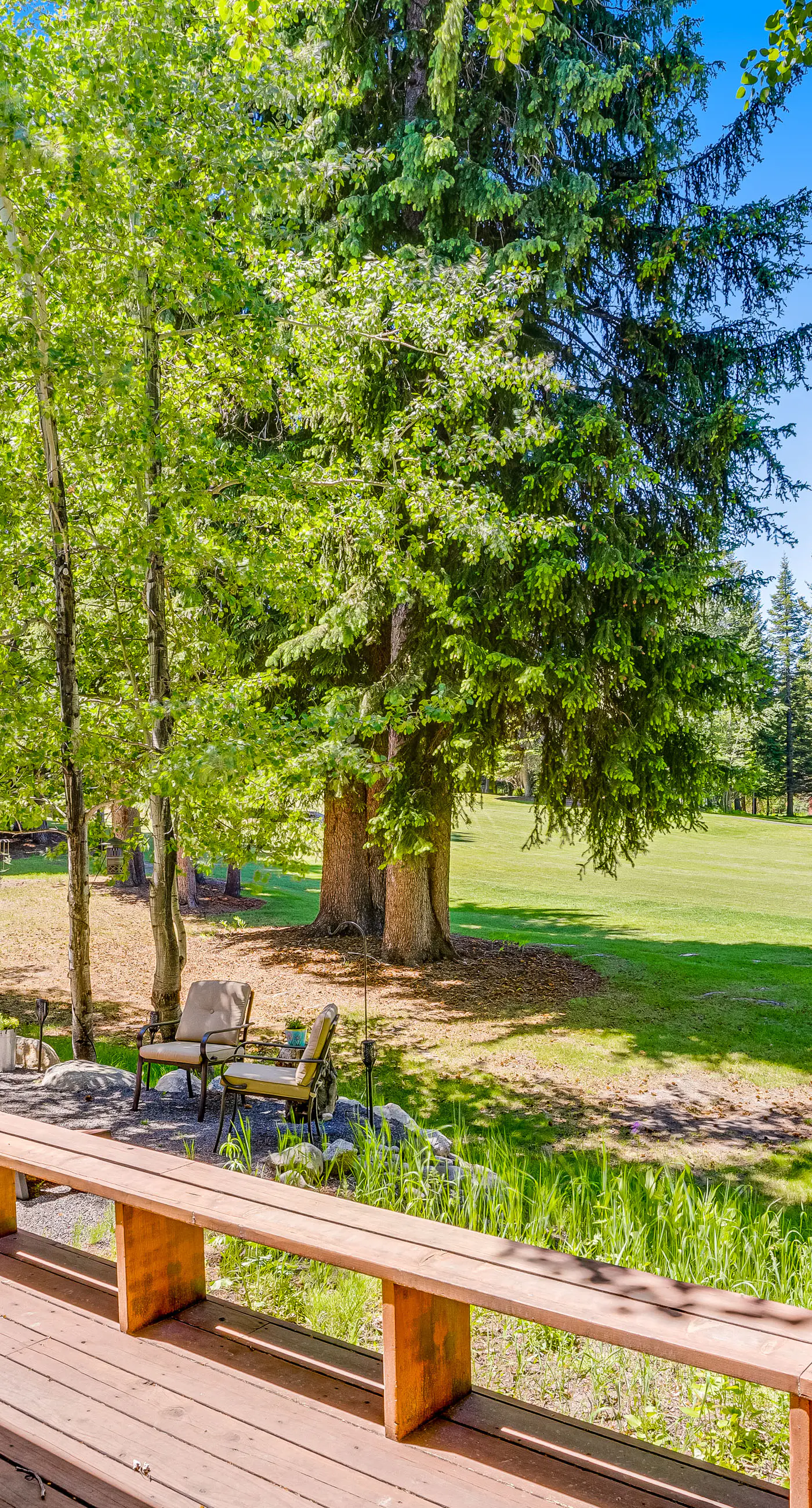 McCall Home with Hot Tub Golf Course Views