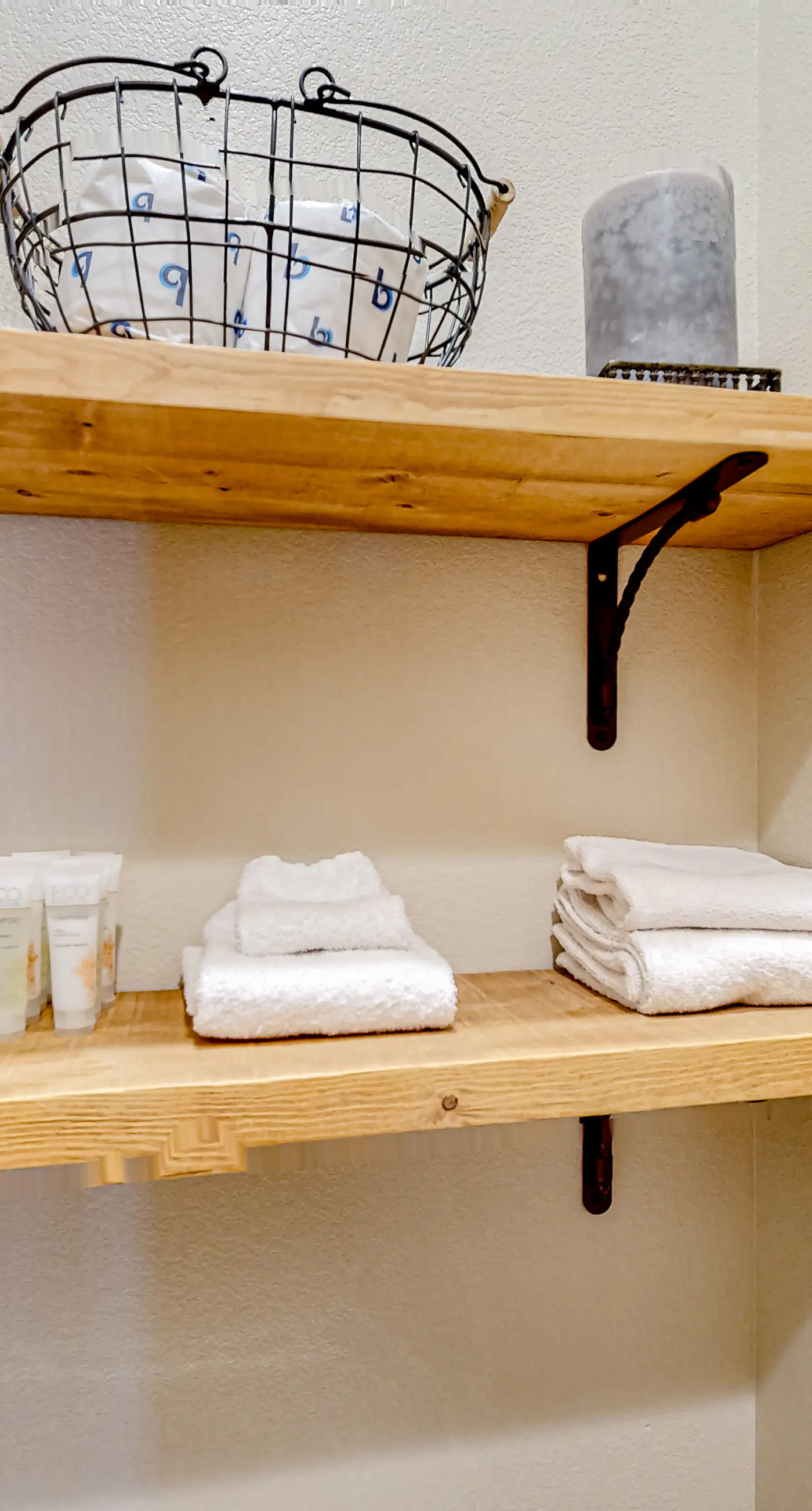 Tamarack Chalet, Hot Tub, Ski-In/Out, Sleeps 8