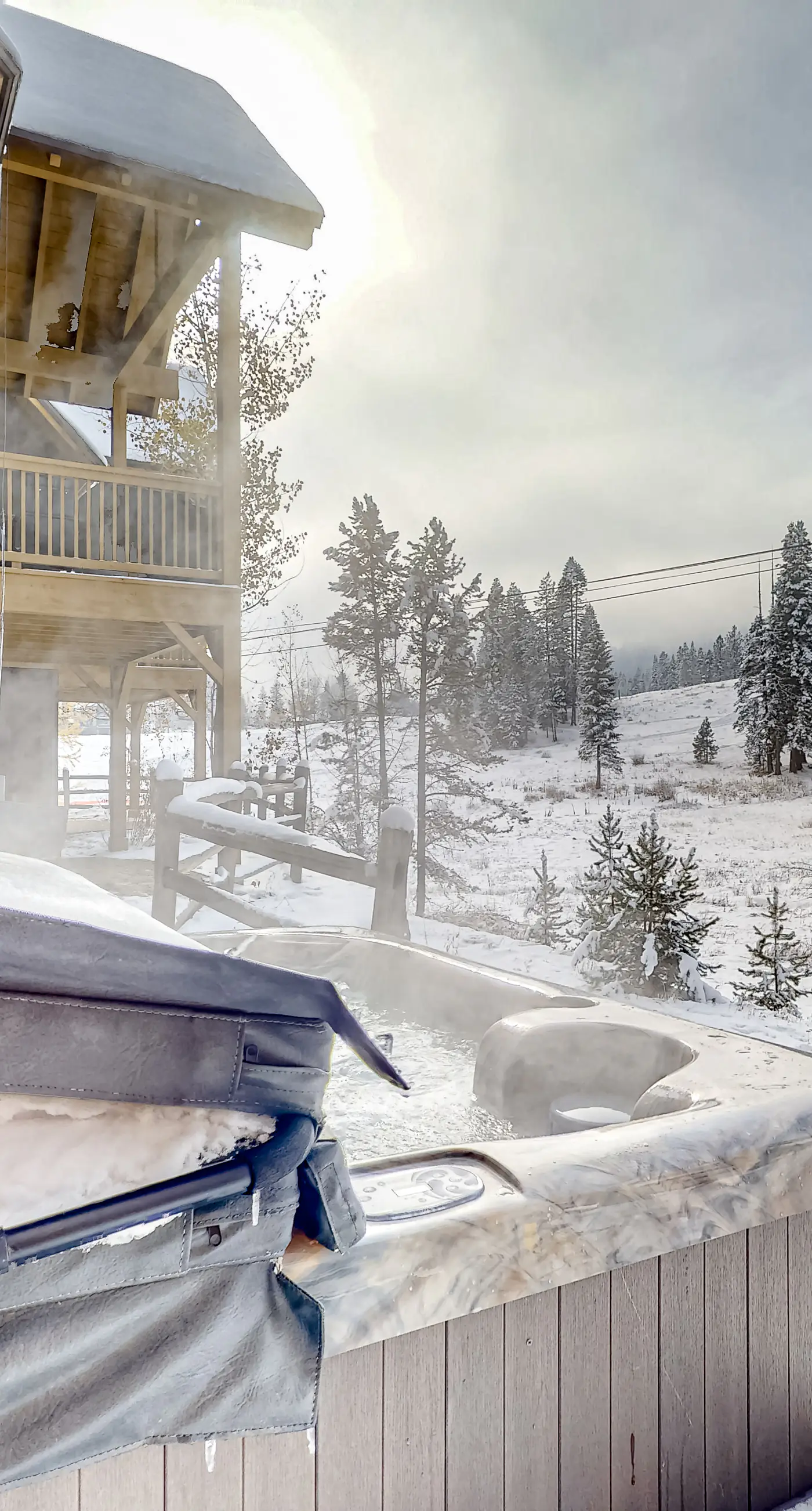 Tamarack Chalet, Hot Tub, Ski-In/Out, Sleeps 8