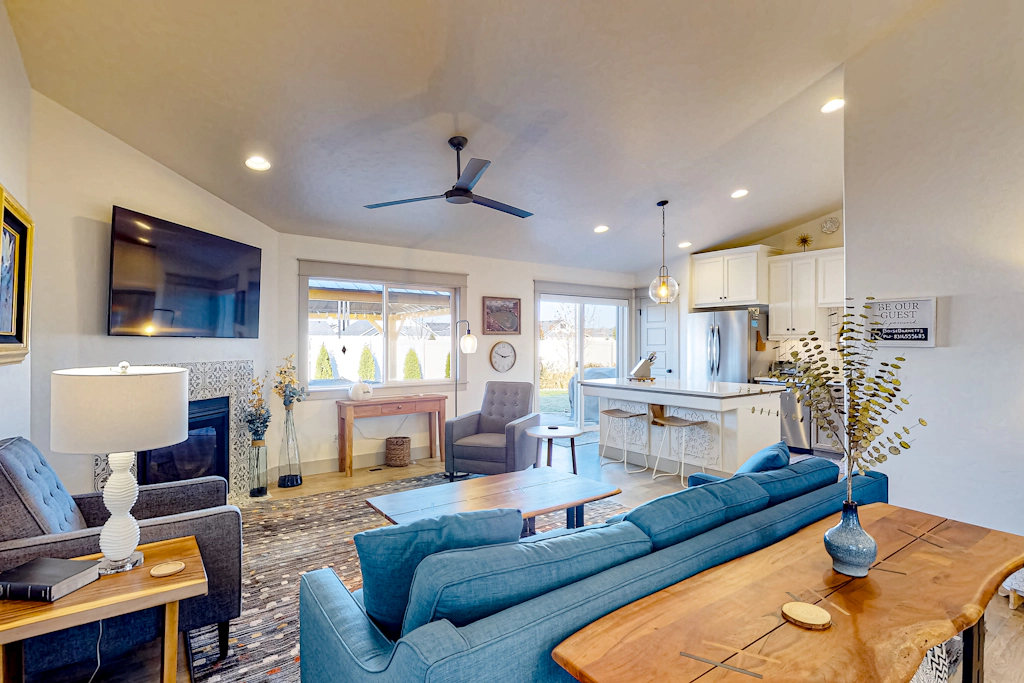 Spacious Meridian Retreat Near Parks & Golf