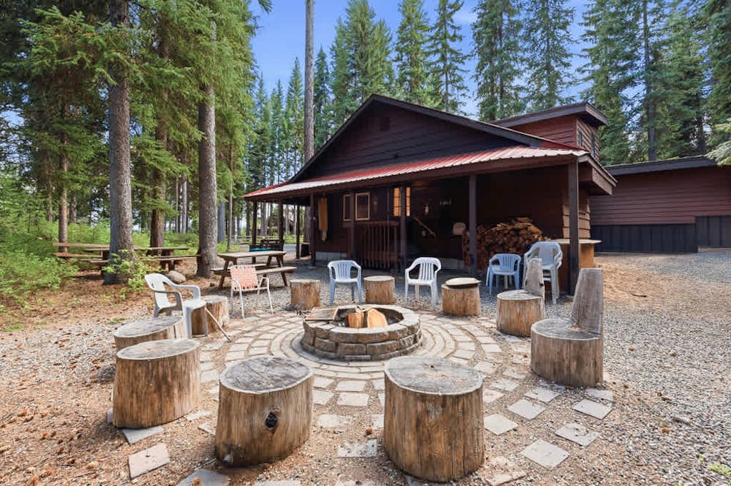 Awesome Payette Lake Cabin, Beach Access