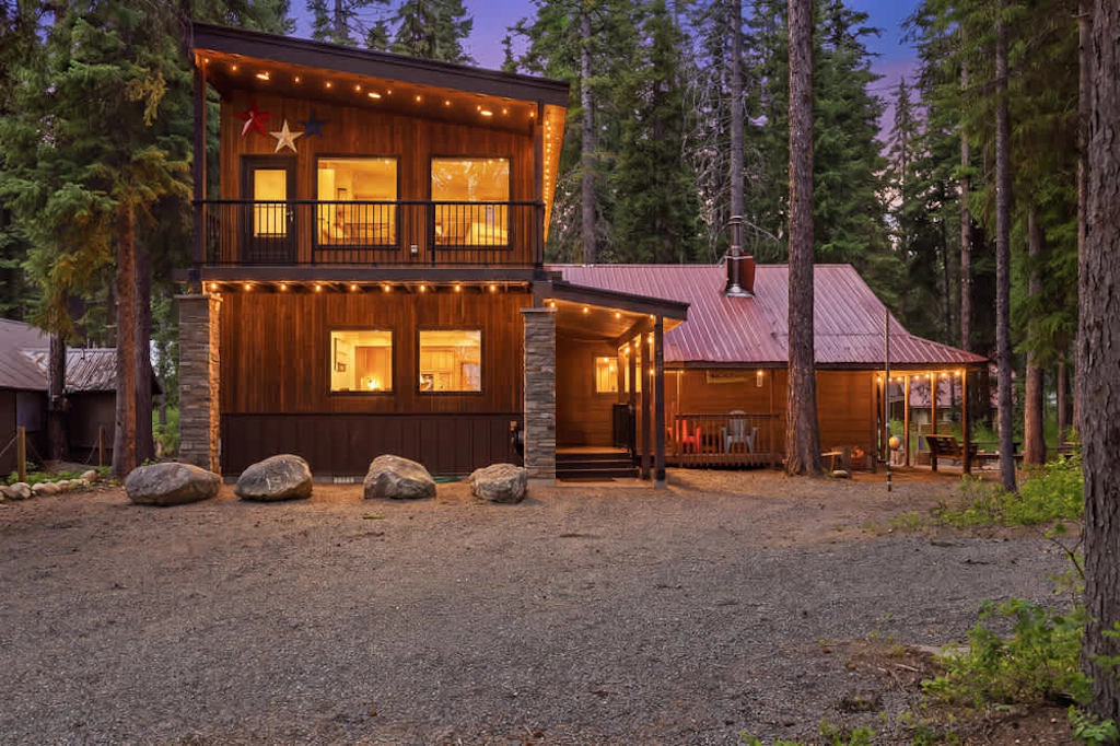 Awesome Payette Lake Cabin, Beach Access