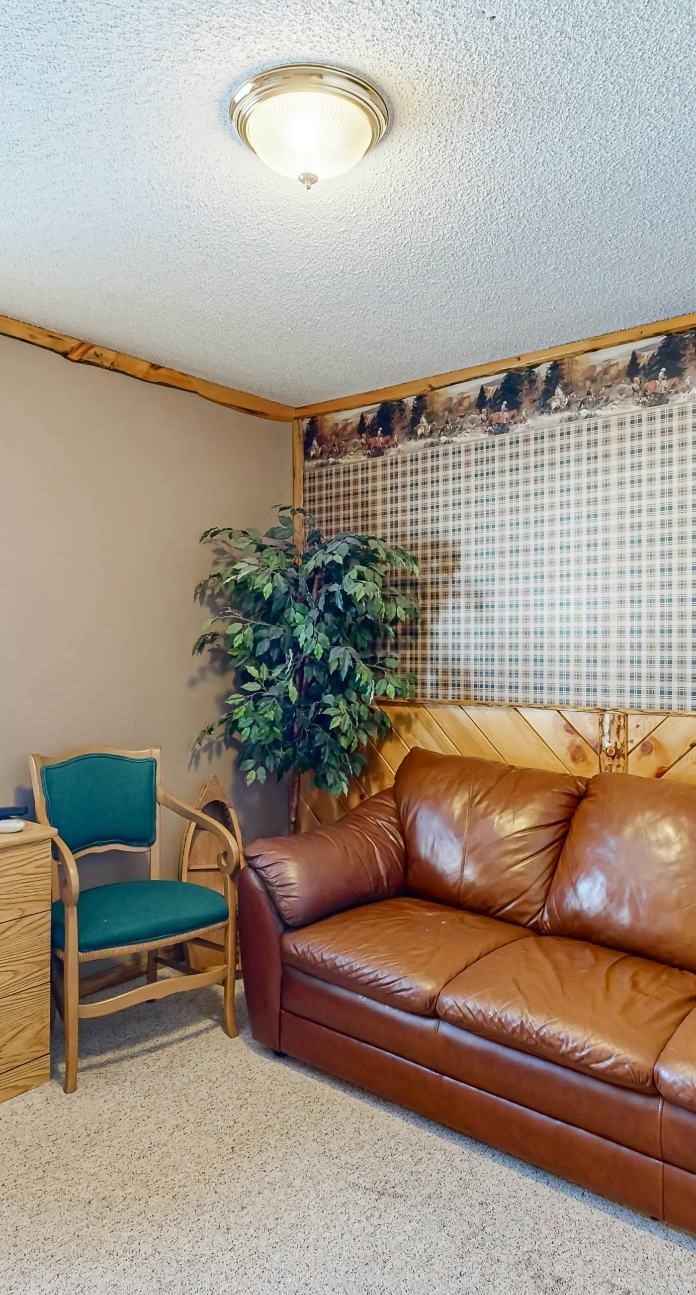 Secluded Cabin: River Access & Mountain Views