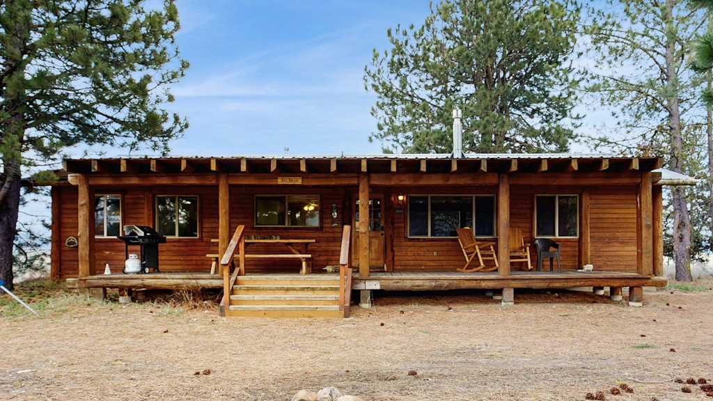Family Cabin Retreat | Sleeps 10, River Access