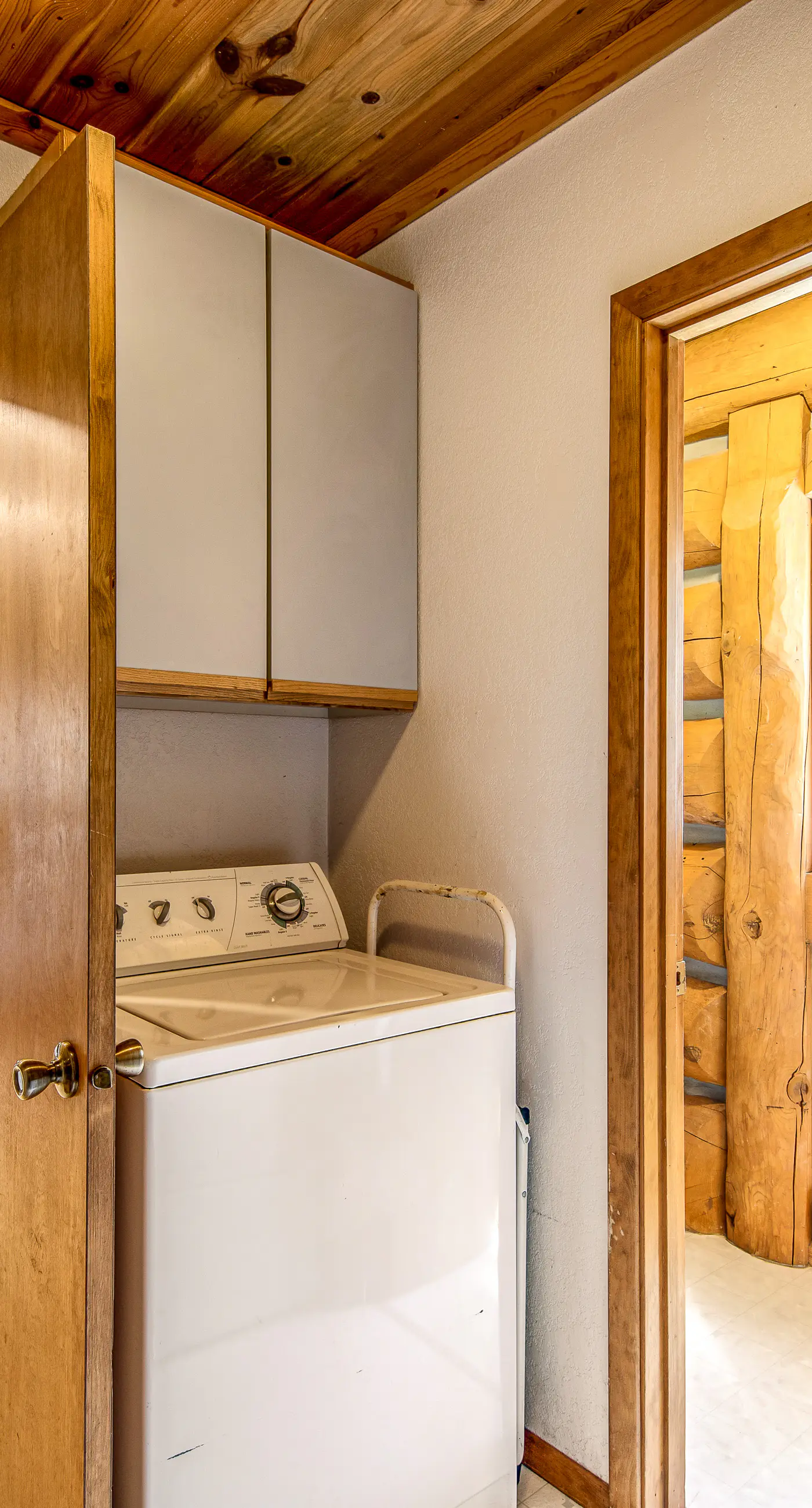 Charming McCall Retreat - Hot Tub & Lake Access