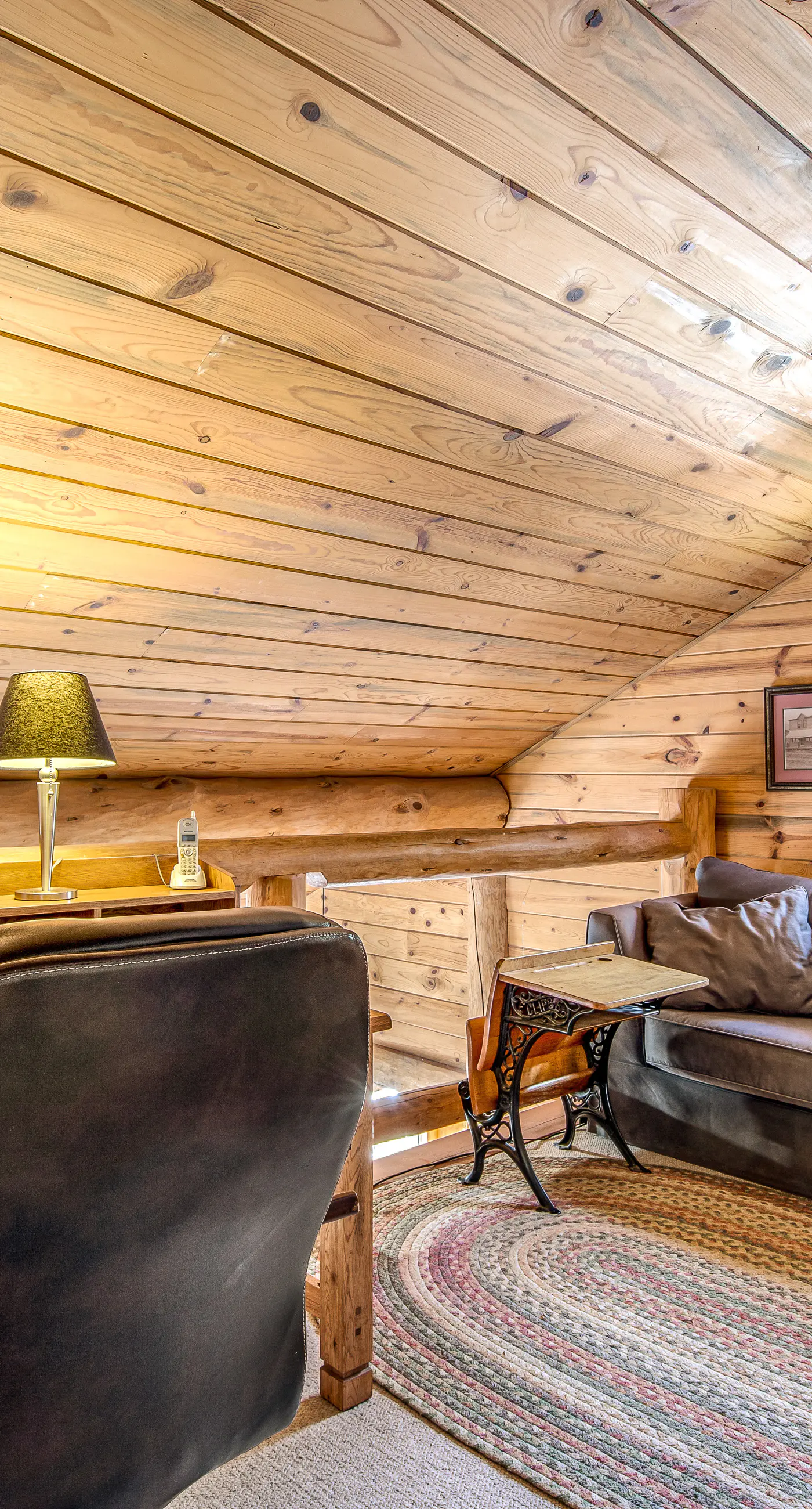 Charming McCall Retreat - Hot Tub & Lake Access
