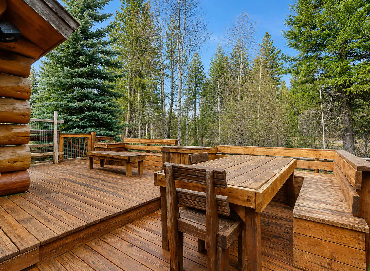 Log Cabin Retreat | Hot Tub, Fire Pit & Near Lake