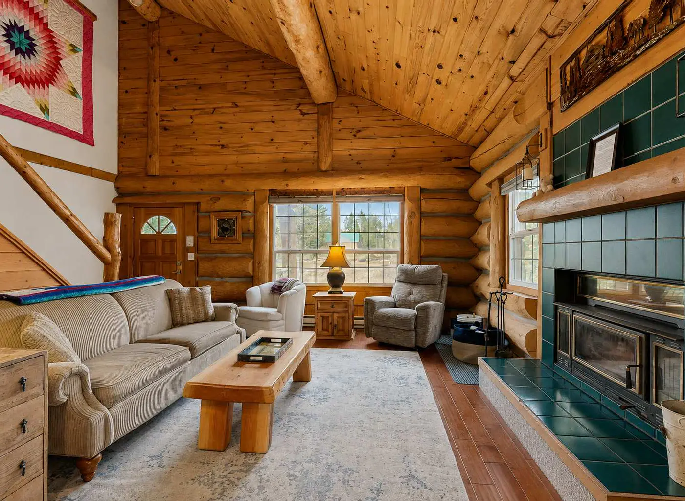 Log Cabin Retreat | Hot Tub, Fire Pit & Near Lake