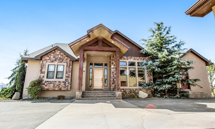 Kerry Hill Manor Family Vineyard Retreat