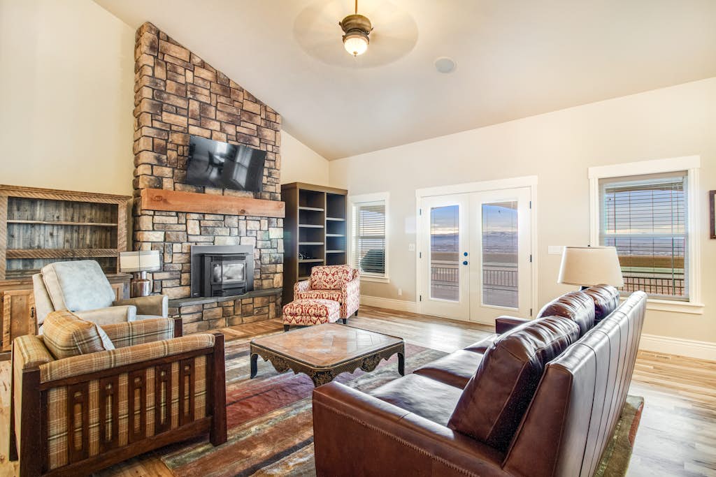 Kerry Hill Manor Family Vineyard Retreat