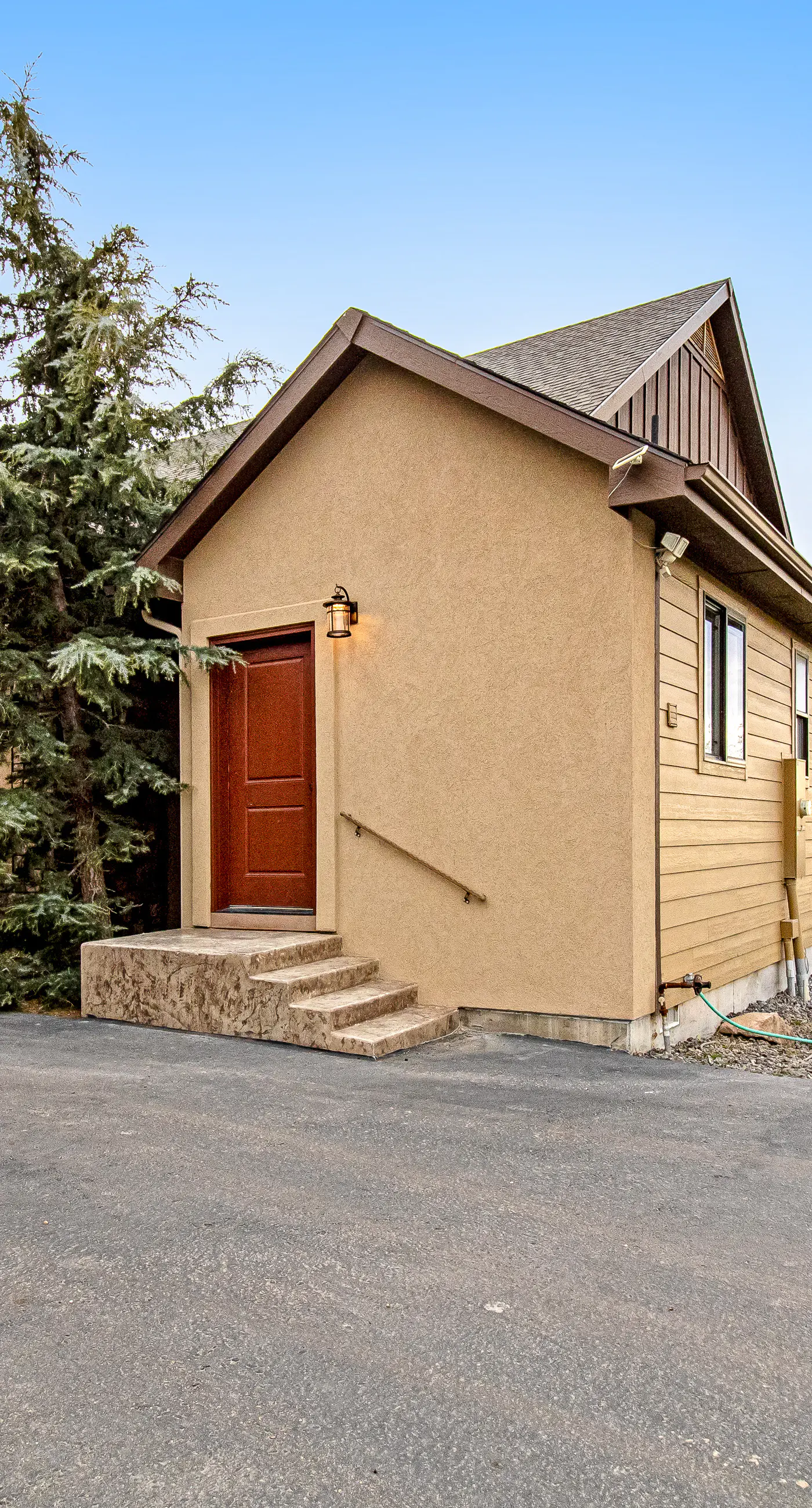 Kerry Hill Manor Family Vineyard Retreat