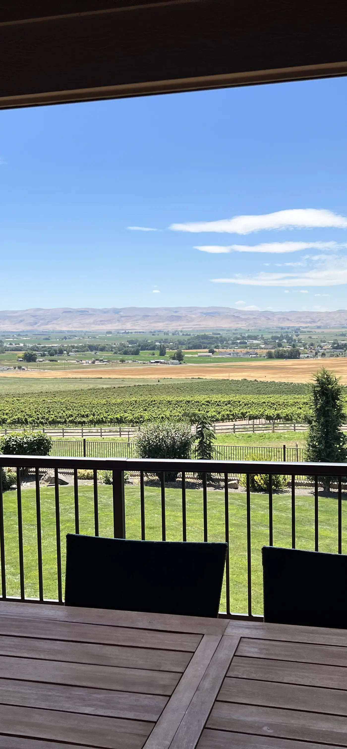 Kerry Hill Manor Family Vineyard Retreat