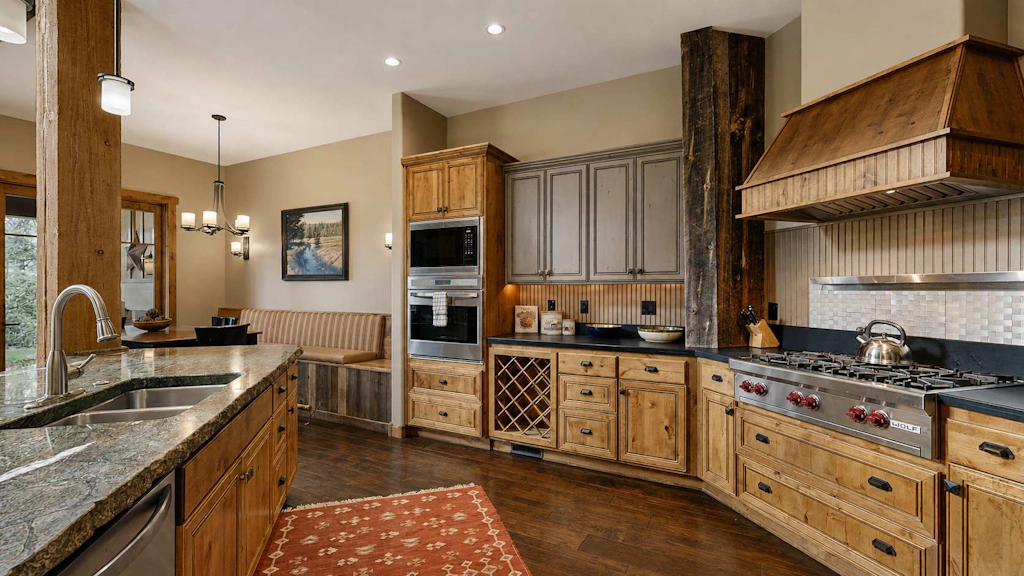 Luxury 3BR McCall Home | Outdoor Kitchen & River