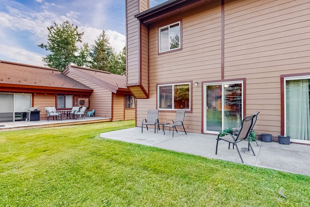 McCall Townhome | Pool, Hot Tub & Gym Access