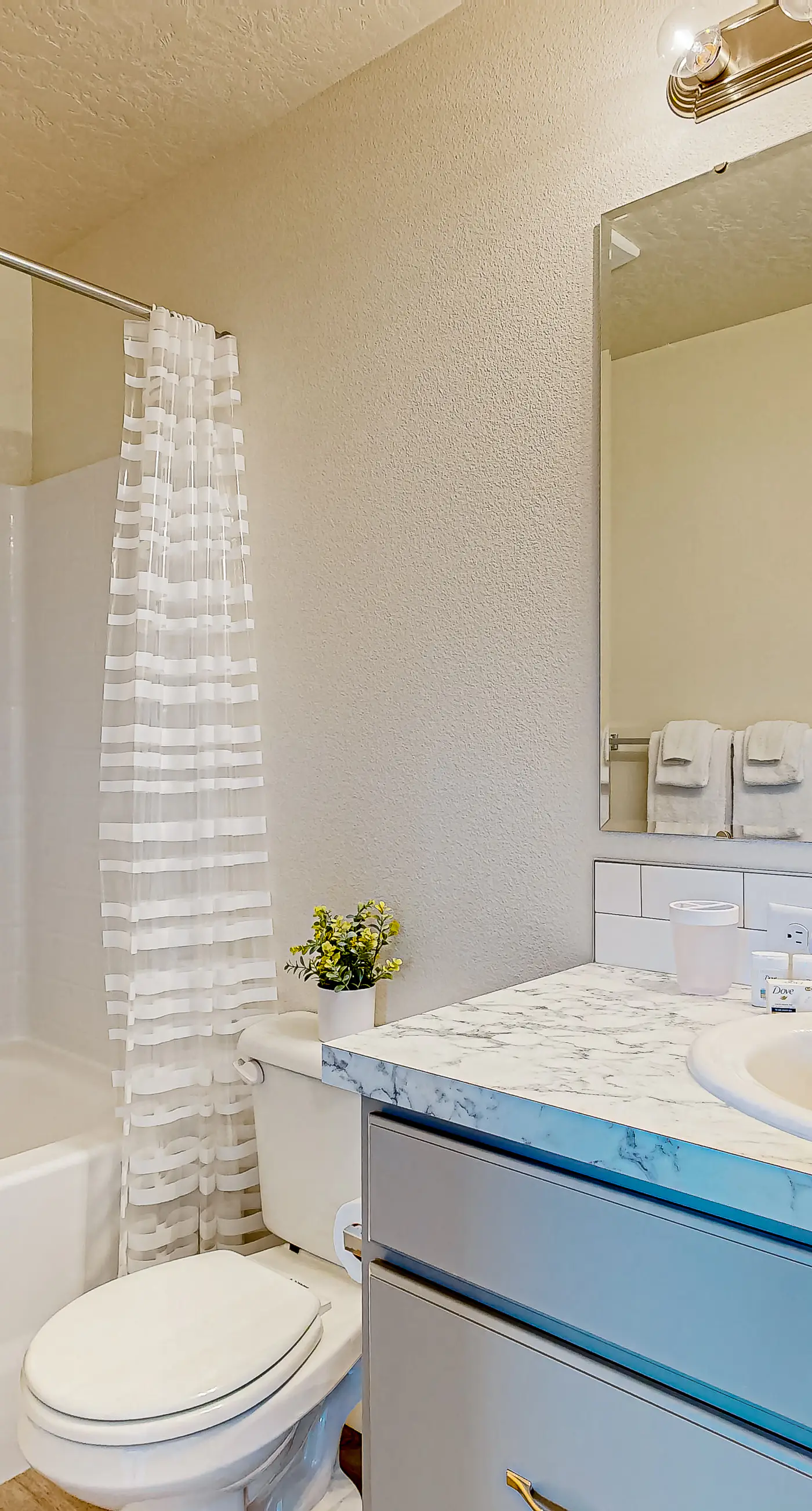 Bright Boise Retreat | Patio & Golf Nearby