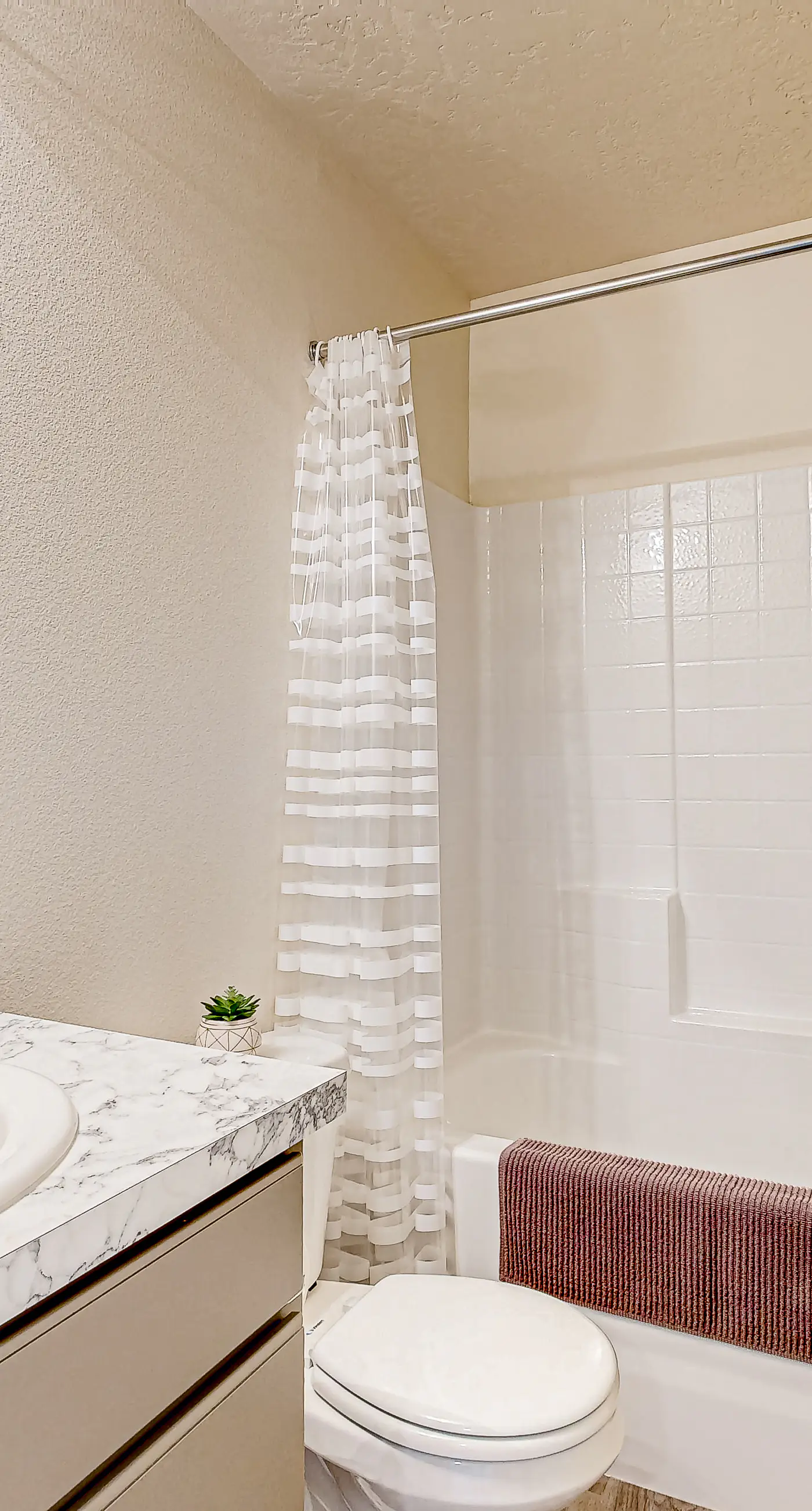 Bright Boise Retreat | Patio & Golf Nearby