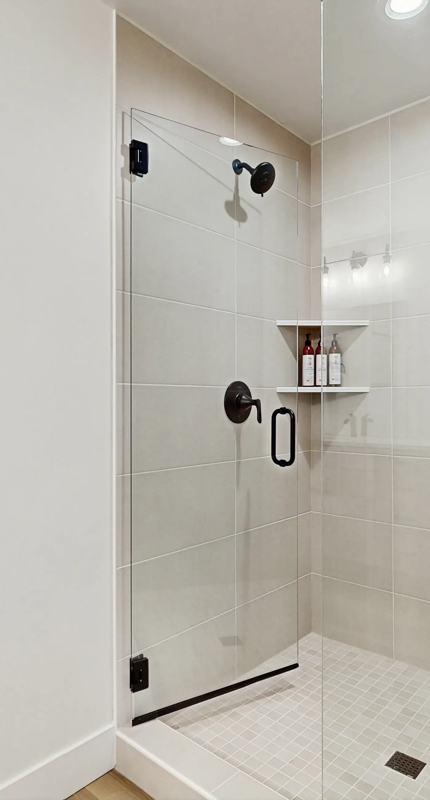 Modern Townhouse, Centrally Located Near BSU