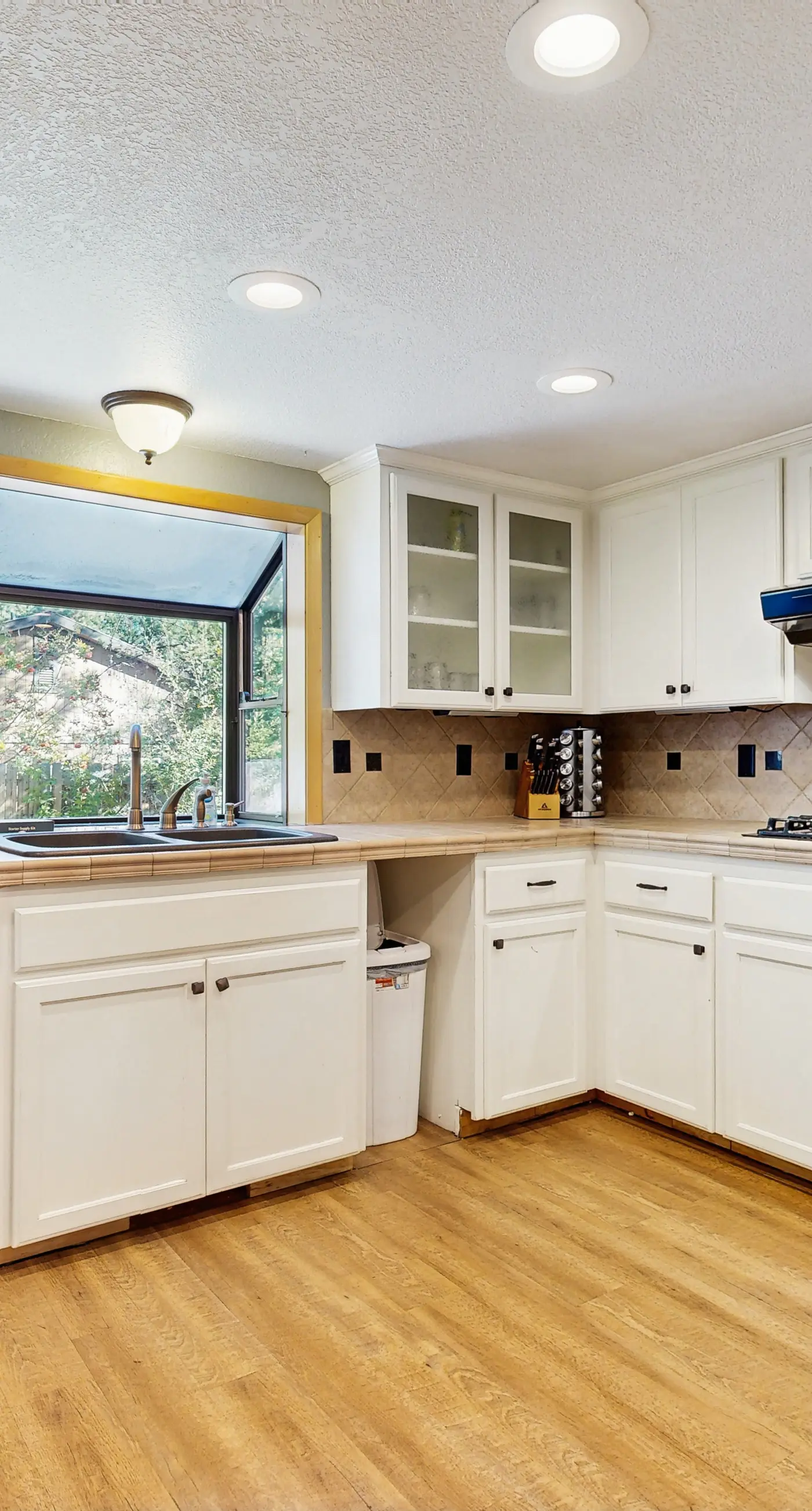 Fenced Yard Cabin | Hot Tub, Walk to Beach