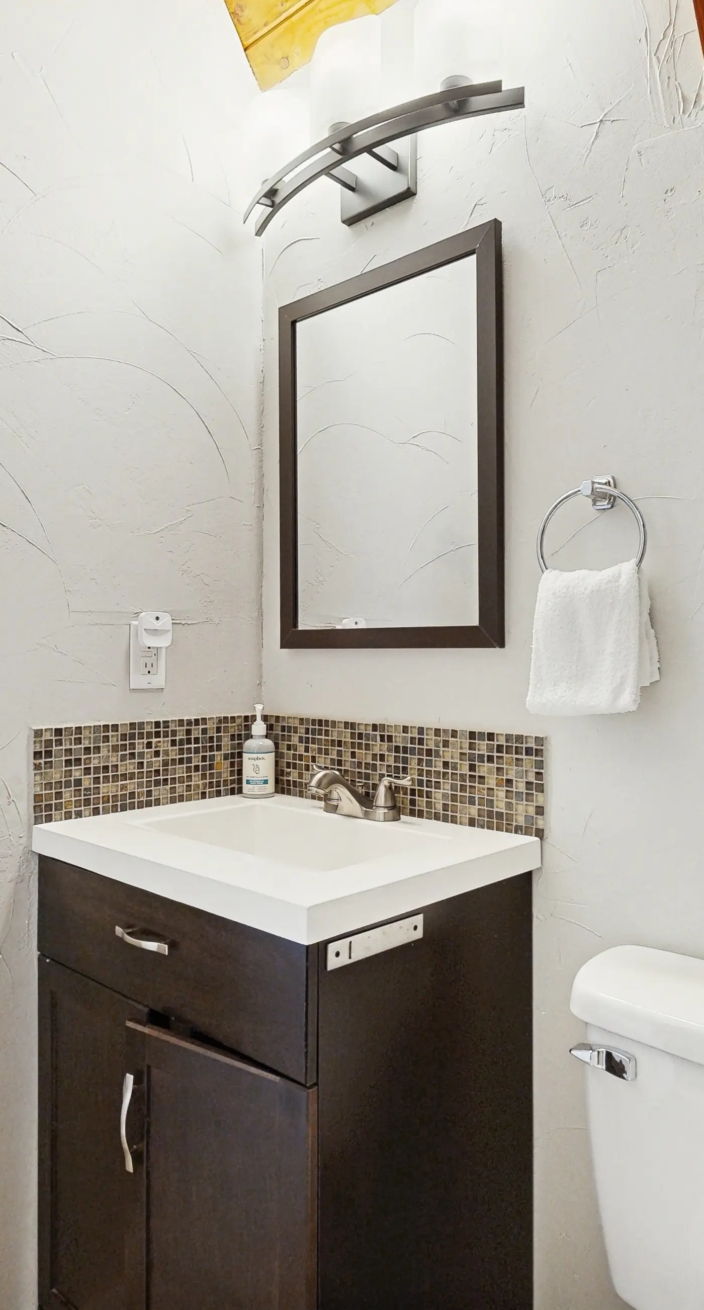 Fenced Yard Cabin | Hot Tub, Walk to Beach