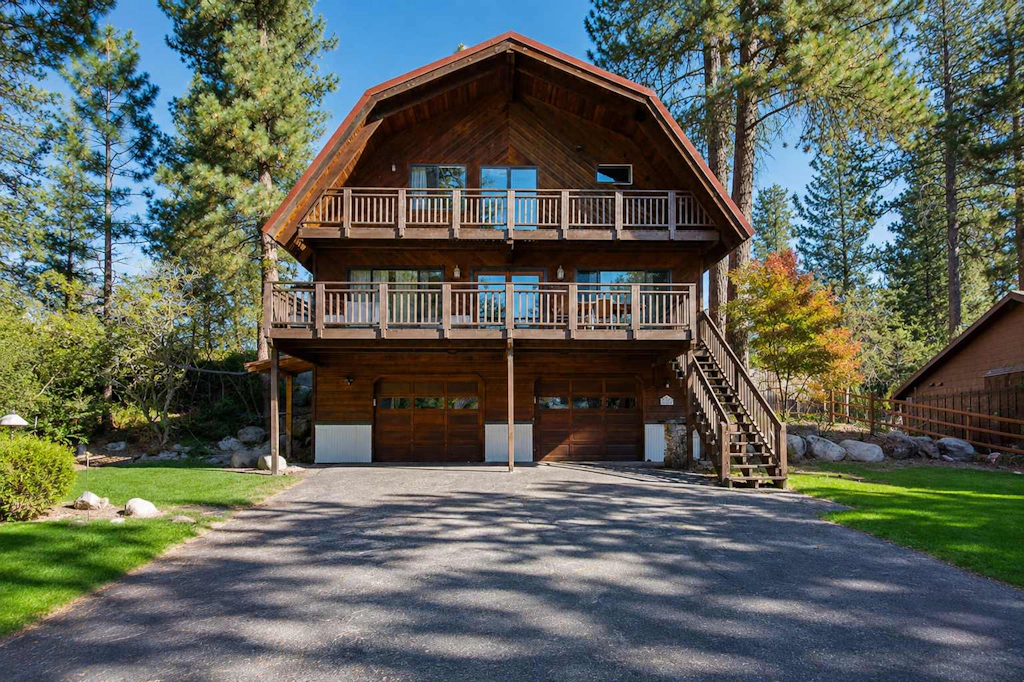 McCall Cabin, Hot Tub, AC, Walk To Beach