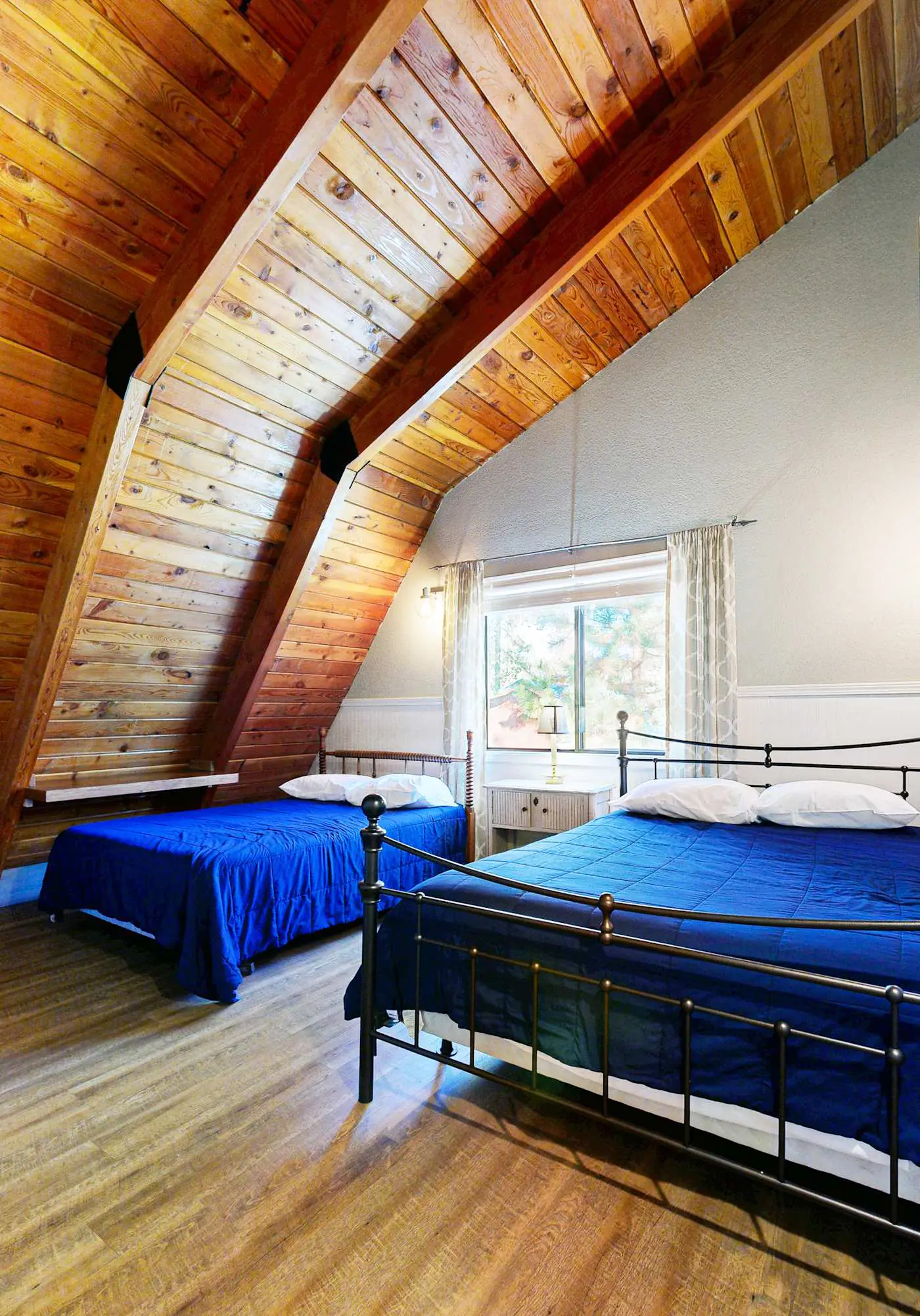 McCall Cabin, Hot Tub, AC, Walk To Beach 