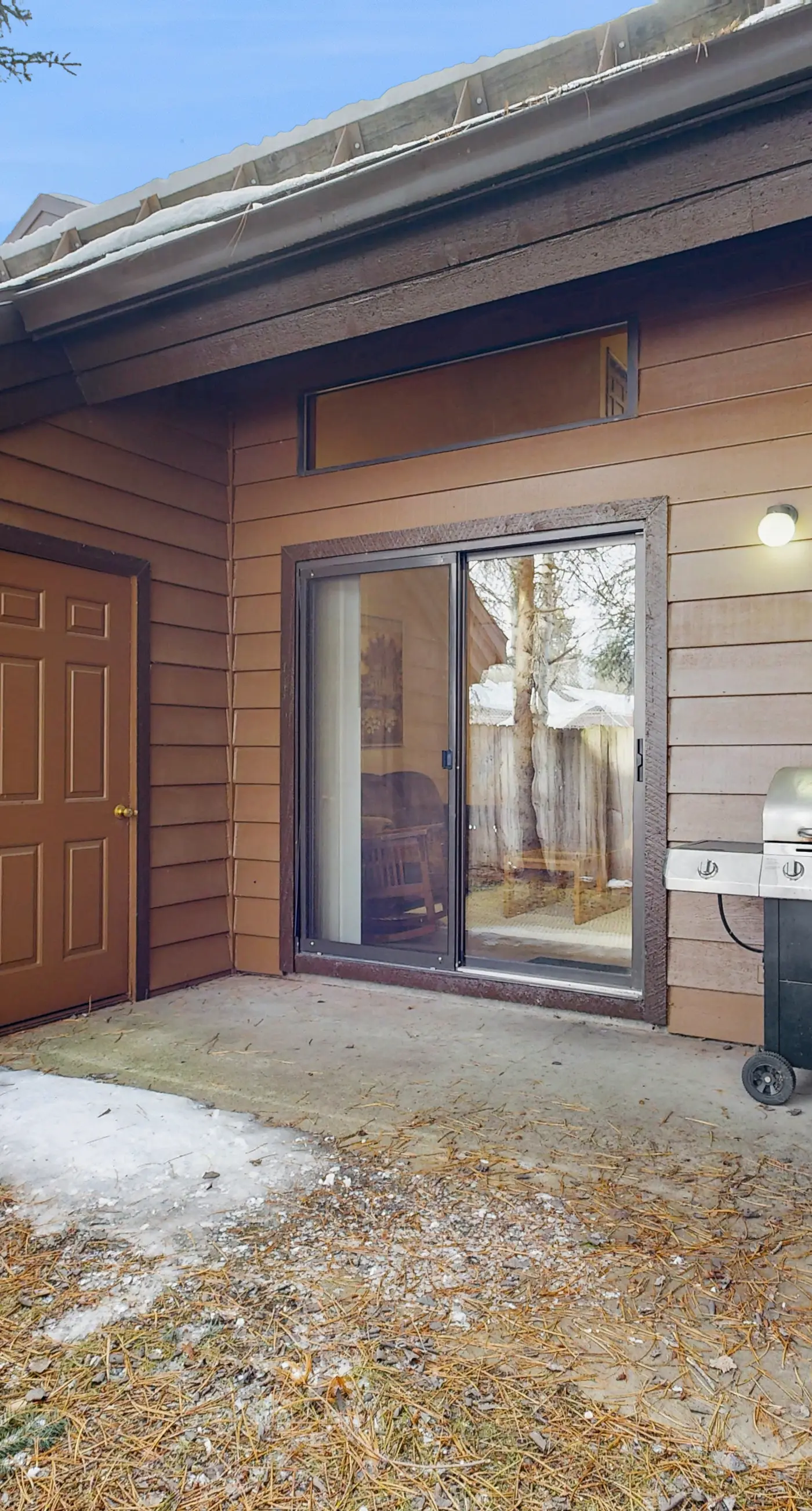 Cozy Condo Near Lake | Pool, Jetted Tub & Patio