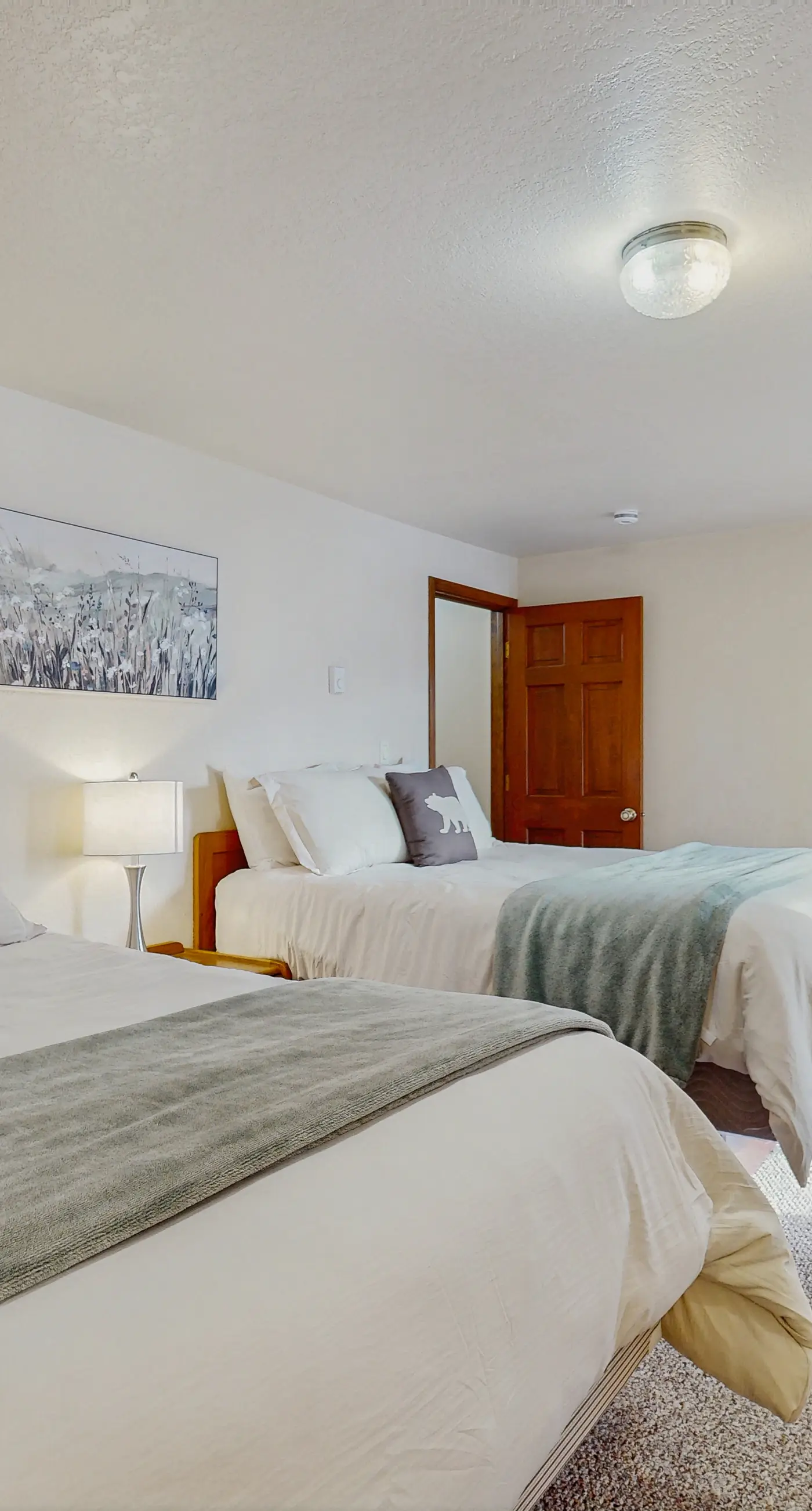 Cozy Condo Near Lake | Pool, Jetted Tub & Patio