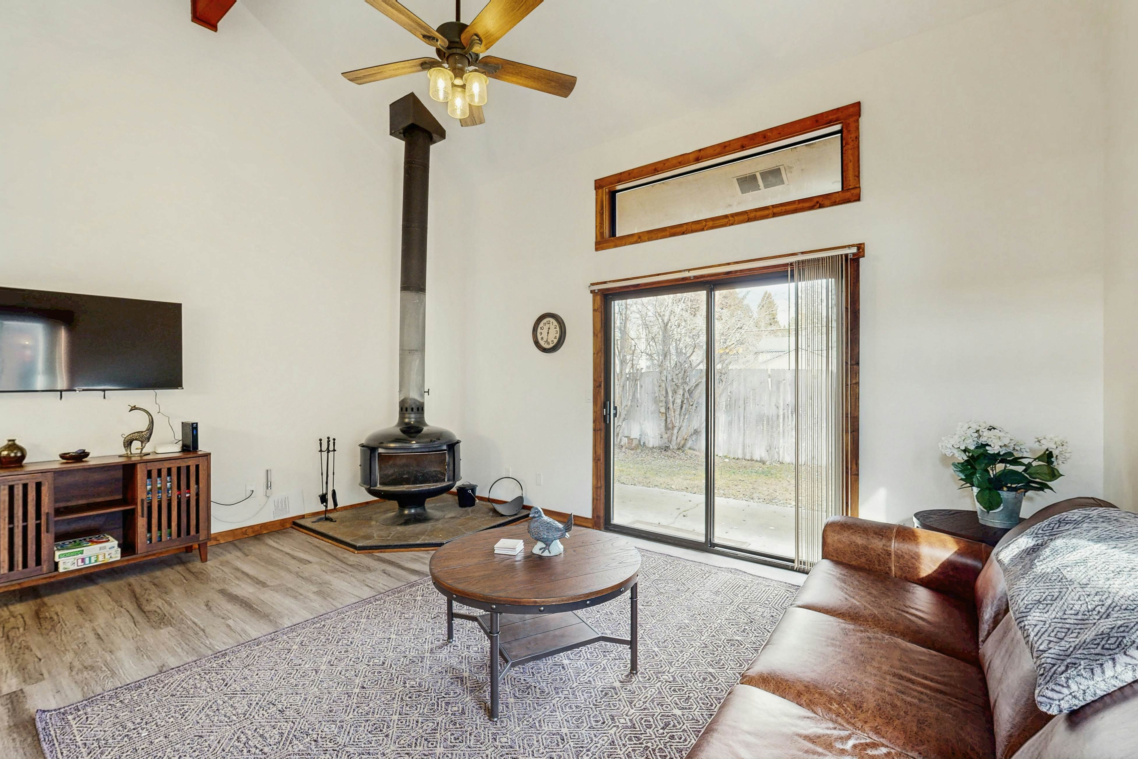 Bright McCall Condo | Pool, Tennis & Fireplace