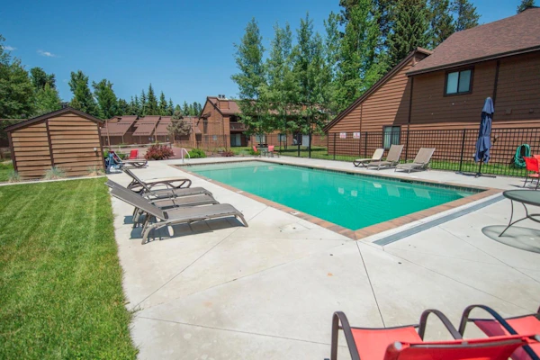 Bright McCall Condo | Pool, Tennis & Fireplace