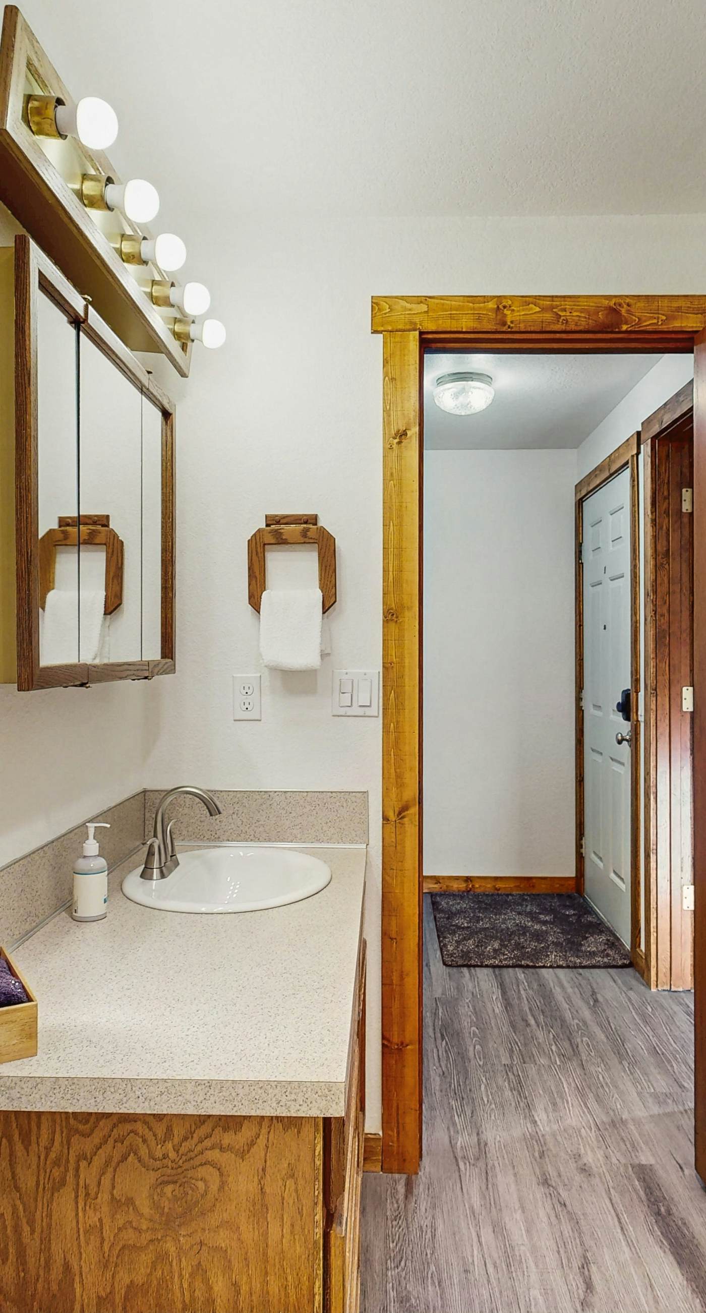 Bright McCall Condo | Pool, Tennis & Fireplace