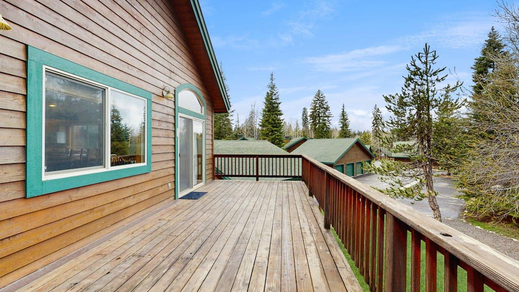 Spring Mountain Cottage | Pool, Gym, Hot Tub