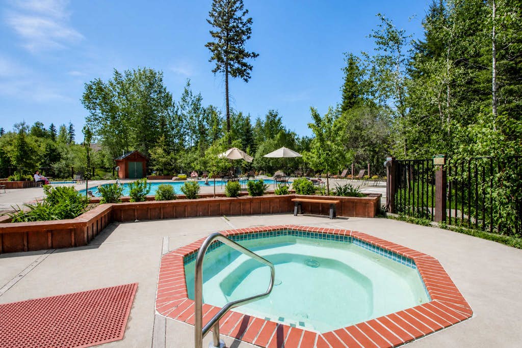 Spring Mountain Cottage | Pool, Gym, Hot Tub