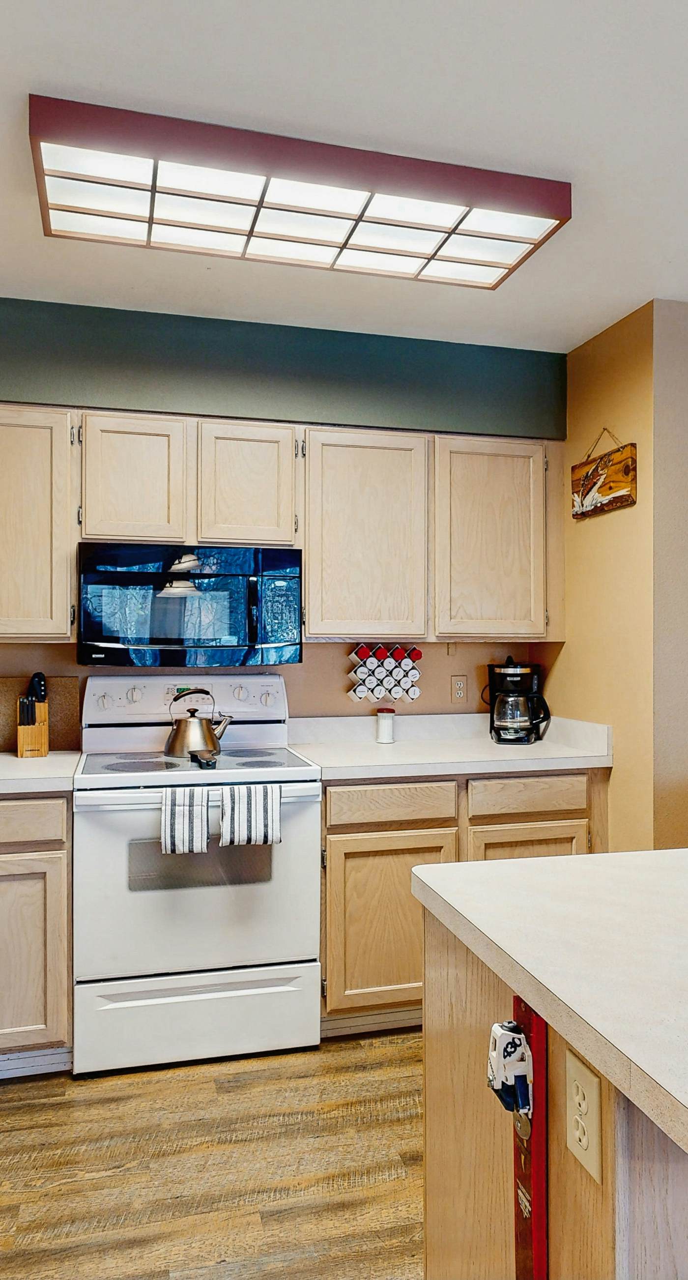 McCall Mountain Condo: Pool, Sauna & Deck