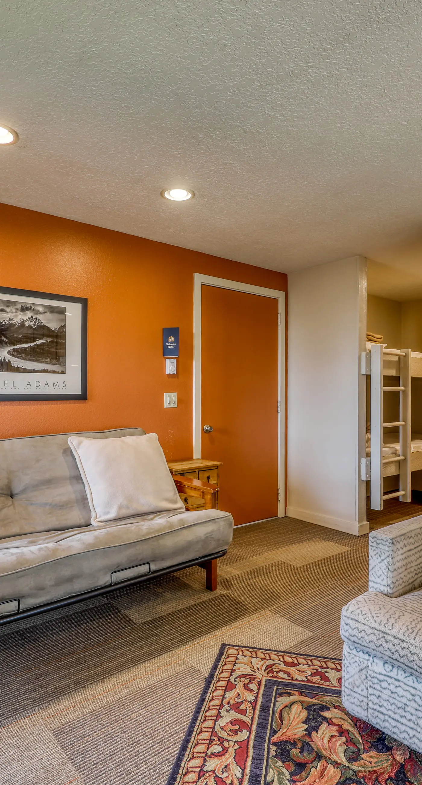 Ski-In/Out Retreat - Trailhead & Mountain Views