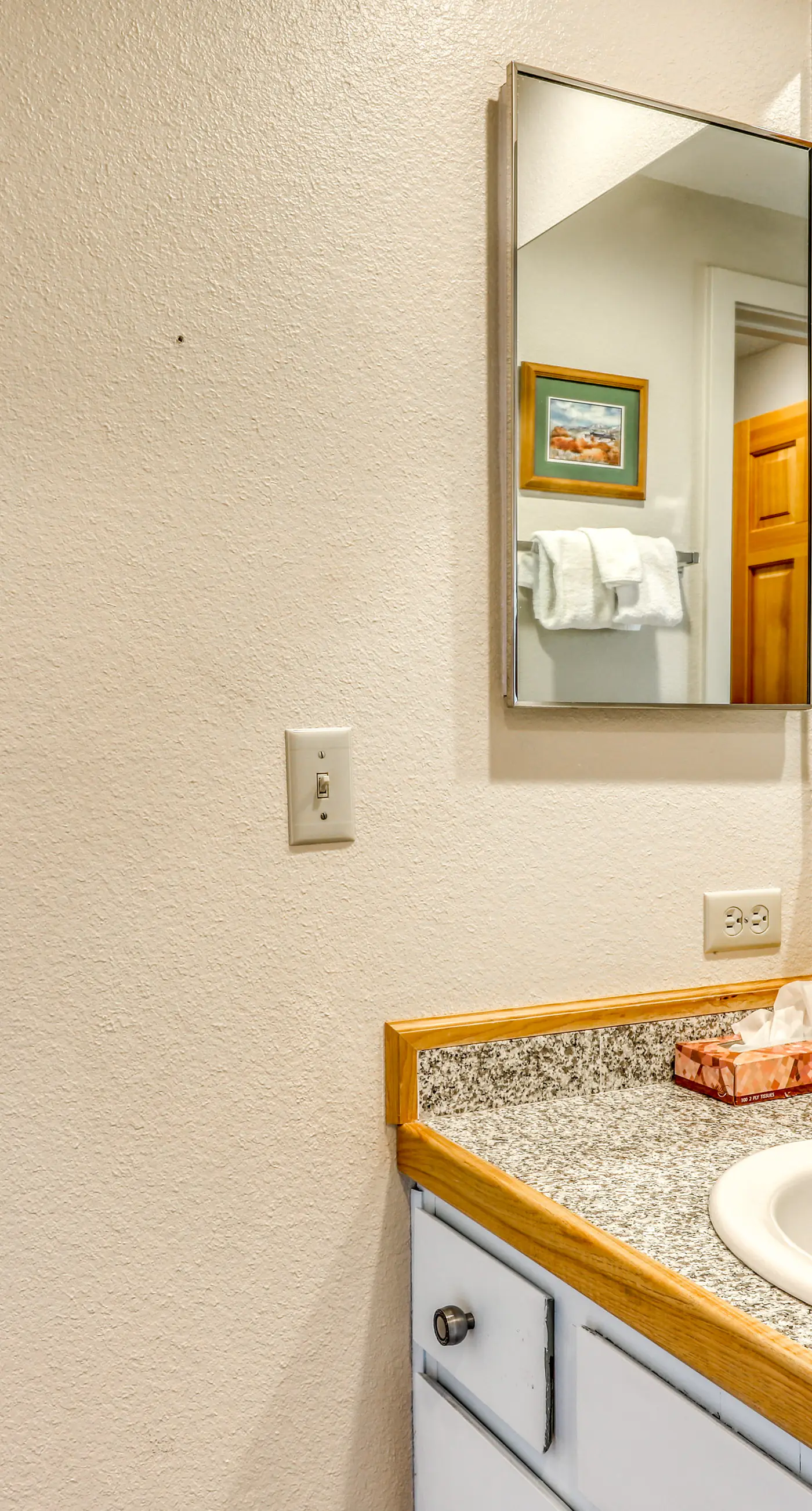 Ski-In/Out Retreat - Trailhead & Mountain Views