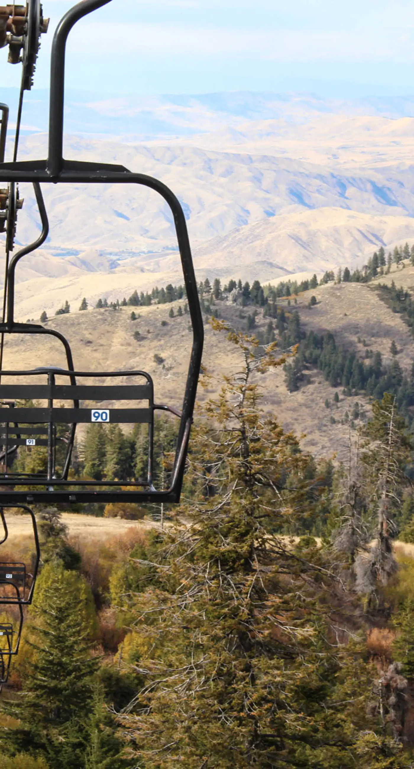 Ski-In/Out Retreat - Trailhead & Mountain Views