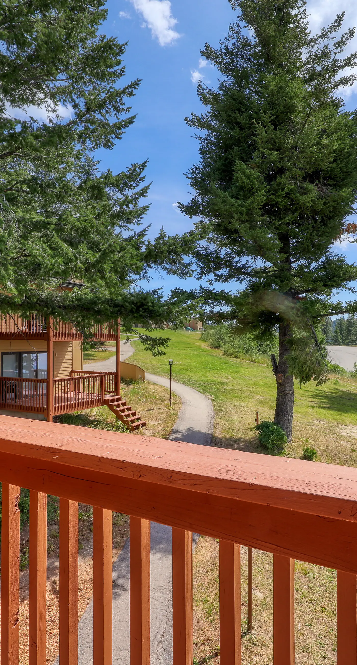 Mountain Condo: Ski Access & Sunset Deck