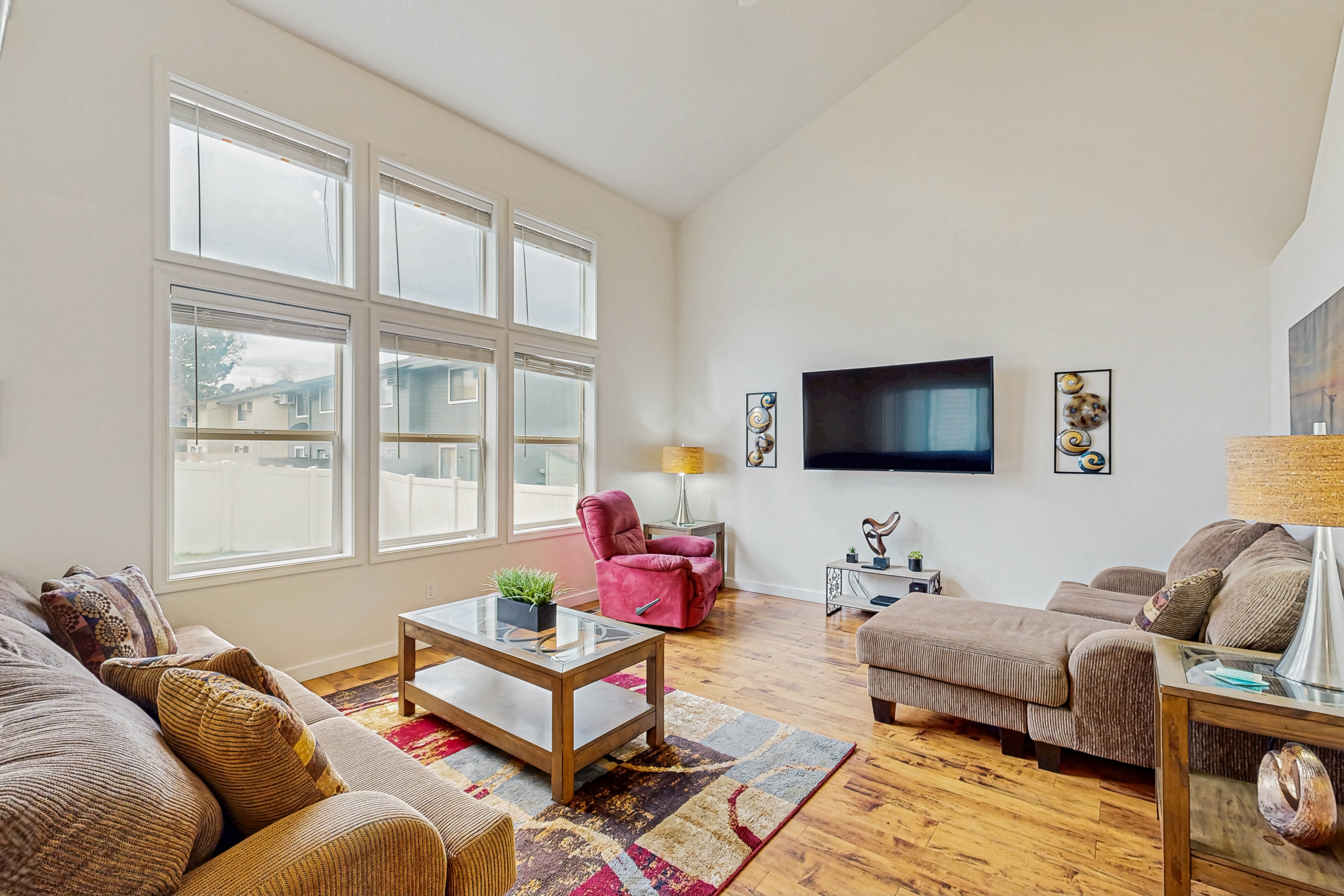 Central Boise Home: Garage, Yard & Park Access