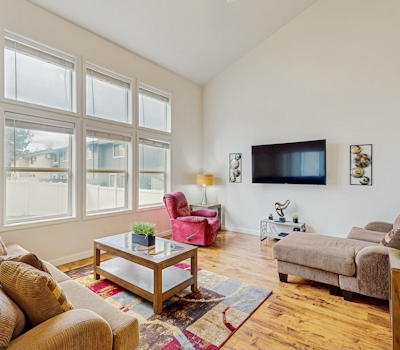 Central Boise Home: Garage, Yard & Park Access