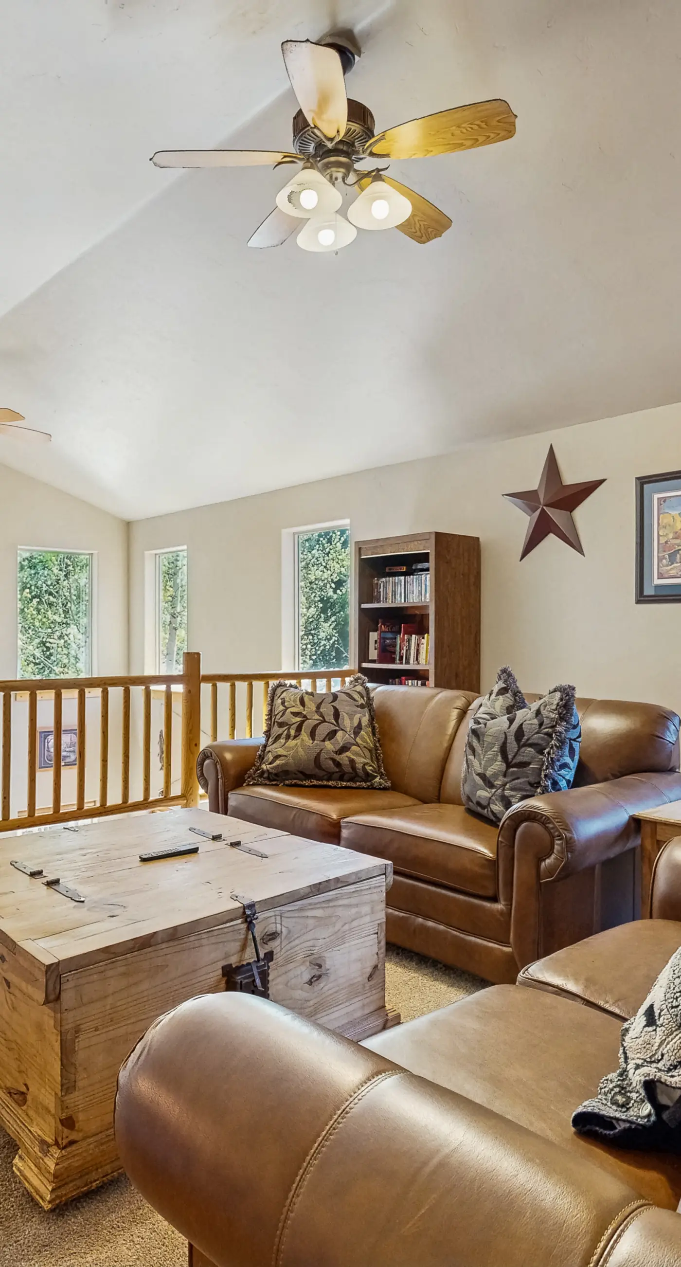 Rustic Retreat Near Lake & Golf Course