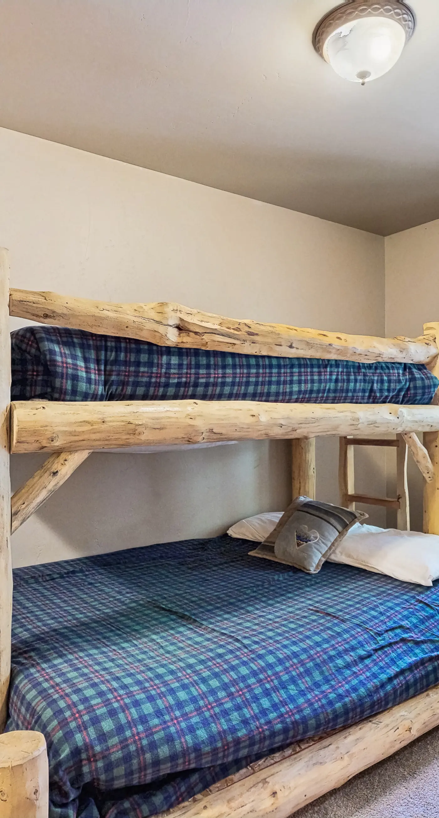 Rustic Retreat Near Lake & Golf Course