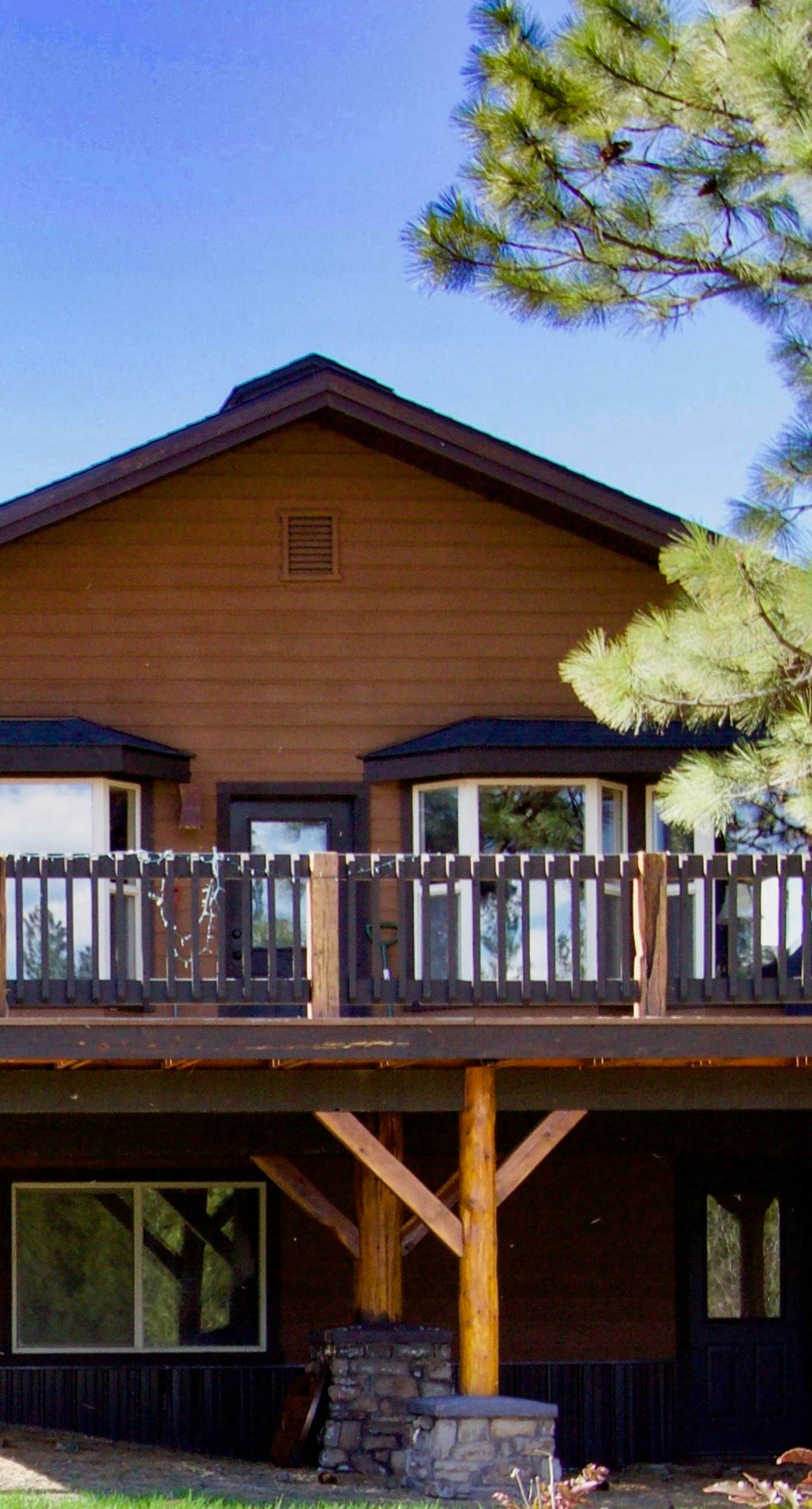 New Meadows Cabin: Game Room, Pool & Deck