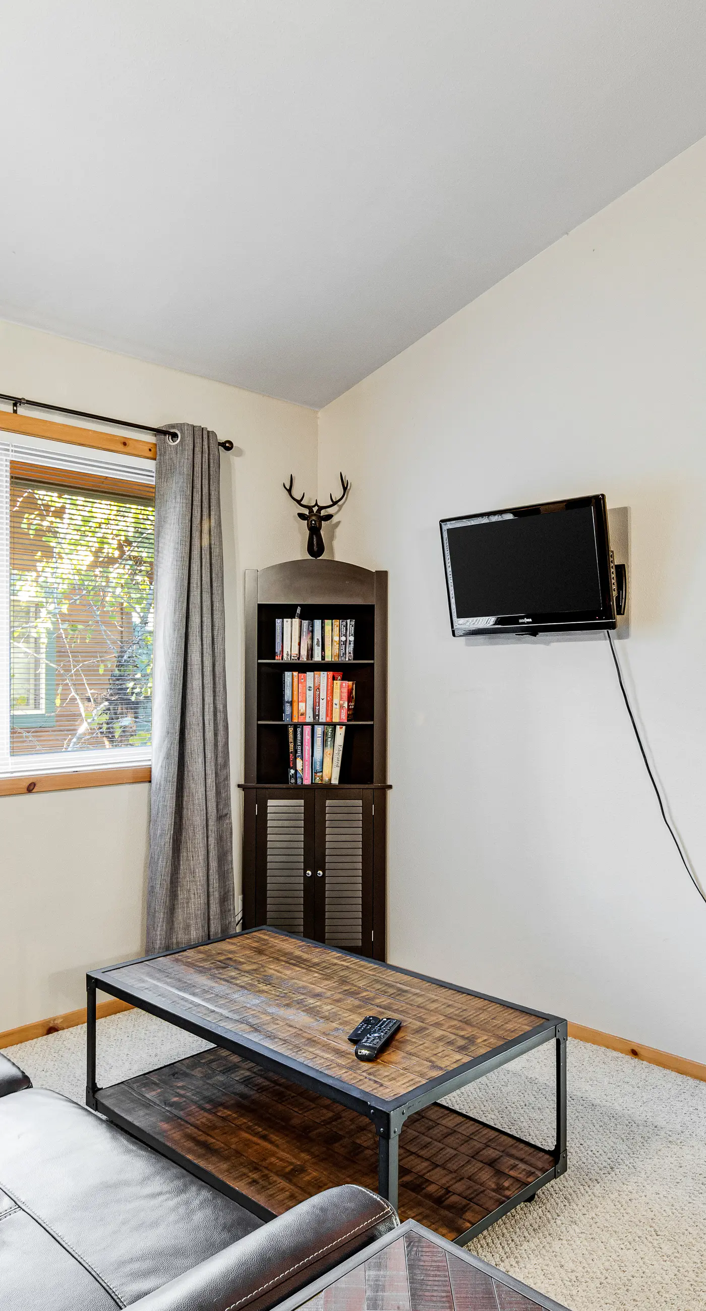 McCall Home | Pool, Hot Tub & Gym Access